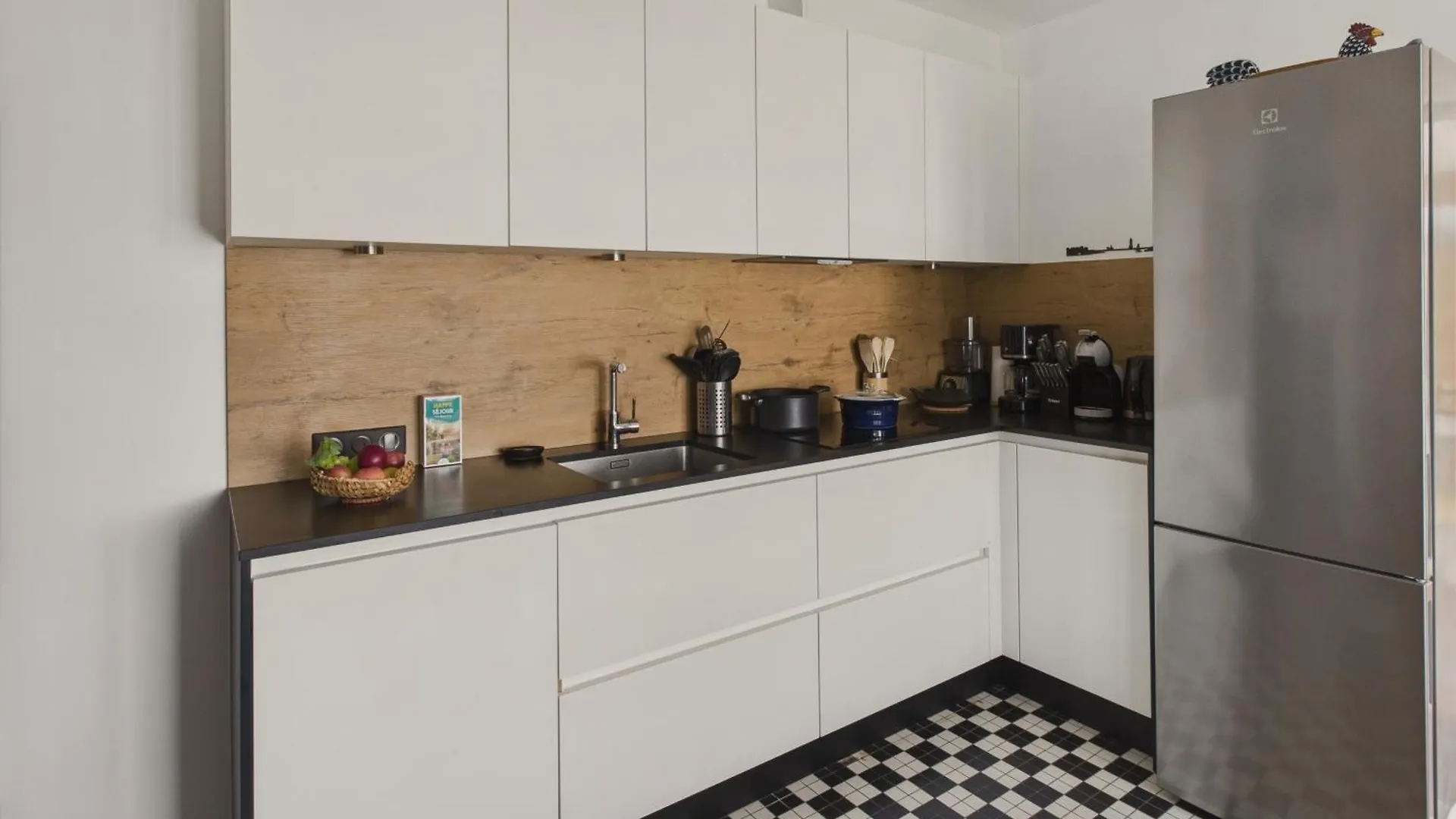 Belle Maison Avec Jardin - 350M De La Plage - 8 Pers Île-Tudy 0*,  Frankrig